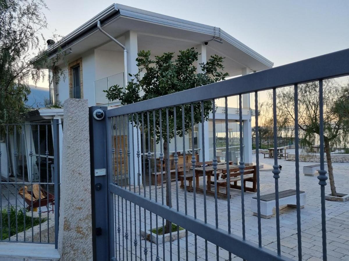 B&B San Michele Каньяно-Варано Экстерьер фото